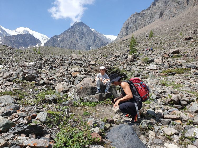 Tales from the Aktru Station in Altai Mountains