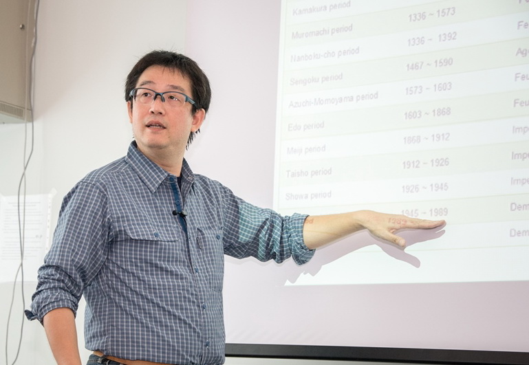 Daiichi Nakayama gave a course of lectures for TSU students 