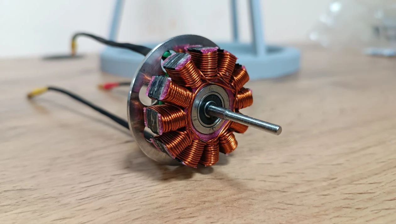TSU Faculty of Physics and Technology created a prototype of a domestic electric motor for drones