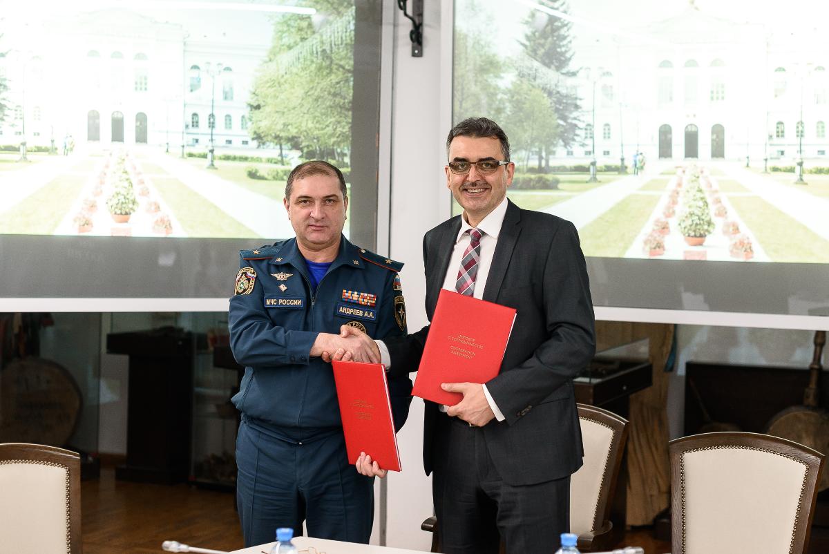 TSU and Emergency Control Ministry (EMERCOM) of Russia signed an agreement on emergency management