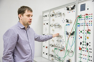 TSU has acquired an installation for training in industrial robotics